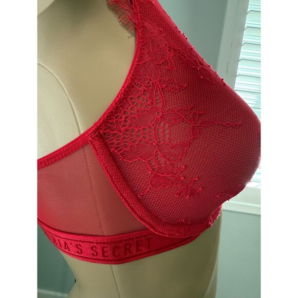 Women's Victoria's Secret Lace High Neck Bra, size 34C - Picture 8 of 14